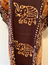 Load image into Gallery viewer, 100% Cotton Plus size 1X 2X 3X Cotton Print Caftan !